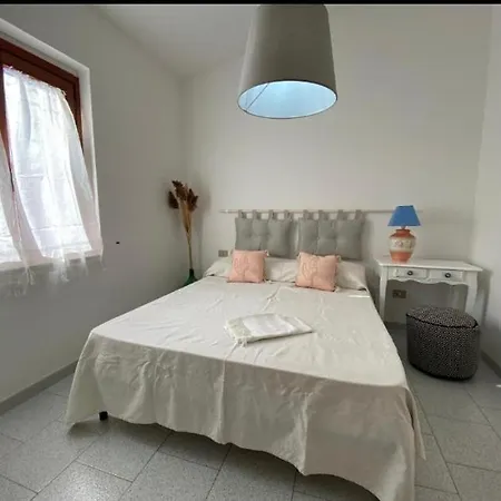 Teodora E Teodorina Bohemien House * San Teodoro (Sardinia)