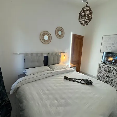 Teodora E Teodorina Bohemien House